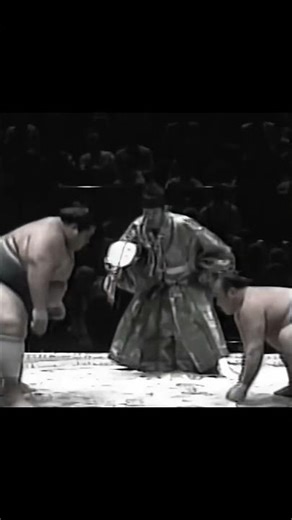 Sumo Wrestling Showdown 🥋🔥 | Clash of Giants in the Ring | #Sumo #SumoWrestling #combatsports