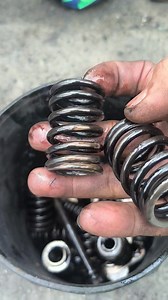 Cylinder head assembly 6bg1 engine valve spring position intake/exhaust valve.. | Ruben Malapote