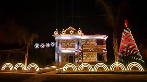 149K views · 1K reactions | What an incredible Star Wars dubstep christmas lights show! | EDMTunes | Facebook