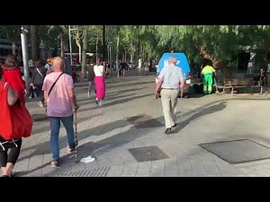 Contralateral vs ipsilateral cane use