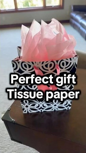 How to Make PERFECT Tissue Paper Filler for Gift Bags 🎁✨ #DIYGiftWrap #Shorts #LifeHack