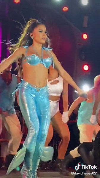 Bola rebola… @anitta #show #foryou #fyp #eua #viral #anitta