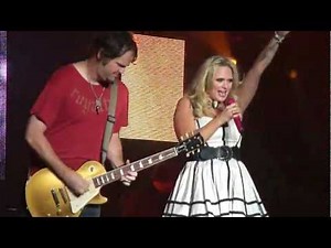 miranda lambert - gunpowder and lead (live)