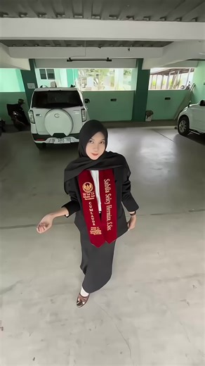 Overcoming Thesis Challenges as a Student