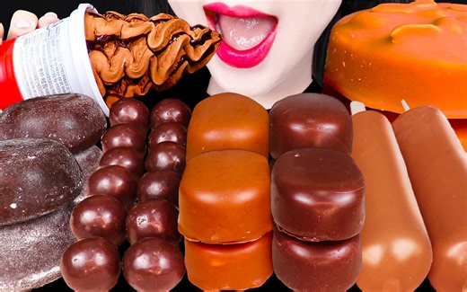 Jane ASMR CHOCOLATE ICE CREAM PARFAIT EATING