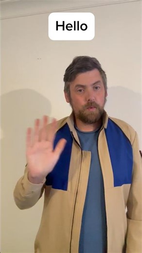How to sign Hello in British Sign Language (BSL) #DeafCreator #britishsignlanguage #FYP #hello