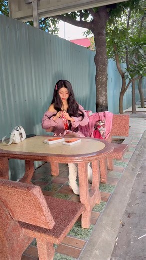 Oppa Huy IDol | Bend an iPhone | Oppa Huy #oppahuy | Instagram