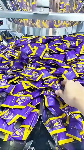 preserved fruit packing machine,snacks food automatic packaging machine factory #packingmachine