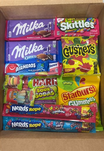 Let’s pack a candy order for Christy! #hellosweetscandy #candy #candytok #candyshop #candystore #smallbusiness #familybusiness #localbusiness #wny #buffalo #orderpacking #letspackanorder #packanorderwithme