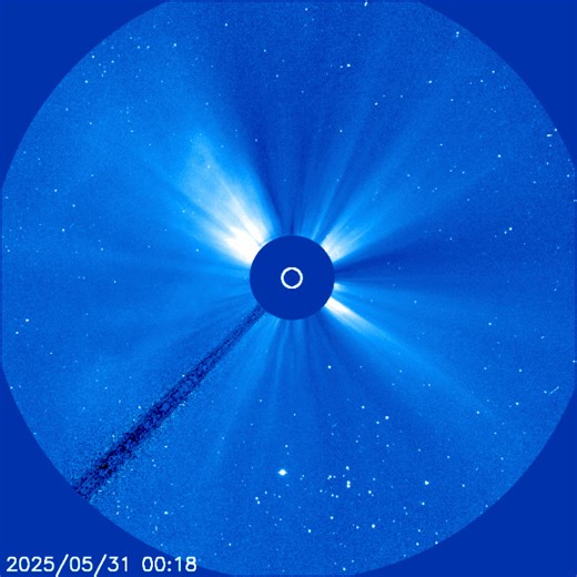 ⚠️ Local weather alerts are familiar warnings for potentially dangerous conditions, but an alert that puts all of Earth on warning is rare. On May 31, U.S. Naval Research Laboratory’s (NRL) space-based instrumentation captured real-time observations of a powerful Coronal Mass Ejection (CME) that erupted from the Sun initiating a “severe geomagnetic storm” alert for Earth. Follow the link to learn more about this fascinating solar event: https://www.nrl.navy.mil/Media/News/Article/4209362/space-s