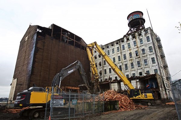 Commission OKs redevelopment plans for NW Portland’s long-vacant Centennial Mills site