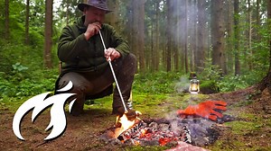 Cooking Steak Directly on Hot Coals – The Ultimate Fire Kitchen! 🔥🥩