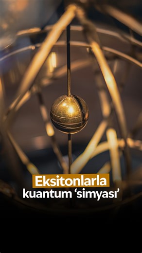 2N on Instagram: "Foton yerine eksitonlar ⚛️ ▪️ Okinawa Bilim ve Teknoloji Enstitüsü ile Stanford Üniversitesinin çalışması, bir malzemenin kendisini değiştirmeden, malzemedeki kuantum özelliklerin eksitonlar aracılığıyla ortaya çıkarılabileceğini öne sürüyor. ▪️ Bir malzemenin atomik yapısını değiştirmeden, ritmik uyarımla kuantum özelliklerini dönüştürmek uzun süredir fizikçilerin hedefleri arasında yer alıyor. Floquet mühendisliği olarak bilinen alan, periyodik dış etkiyle bir malzemenin elek