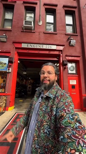 🧑‍🚒 Here’s an tour through one of NYC’s many @fdny firehouses: Engine 226 in Boerum Hill, Brooklyn. Featuring Retired Captain Peter Culkin. Kudos to Firefighter Michael Cancelleri for providing extra footage. @urbanistariel — Edited by @mariakeridu | Chief Miller