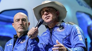 Bezos thanks Amazon customers, employees for paying for trip to space