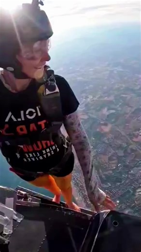 #skydiriving #jumping #viral #frypgシ