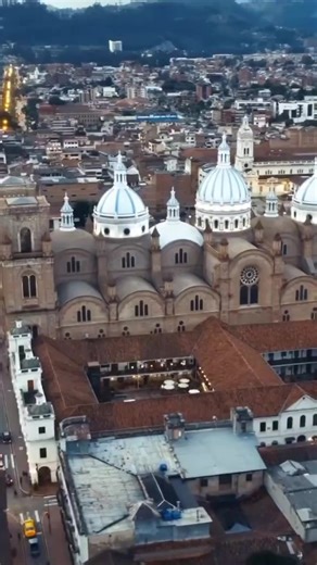 Si cumples con los requisitos Envíanos tu hoja de vida al correo rrhh@elcorral.com.ec Muy pronto el sabor de La Receta Original llega a Cuenca #hamburguesascuenca #elcorralcuenca