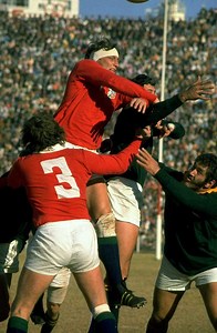 The 1974 #LionsRugby team carved their names into folklore and legend as ‘The Invincibles’ 🦁🔥 If this doesn’t get you in the mood for tomorrow’s Second #CastleLionsSeries Test, then nothing will 👌 Tune into Sky Sports to watch 📺 #BoksvLions | Official Lions Rugby