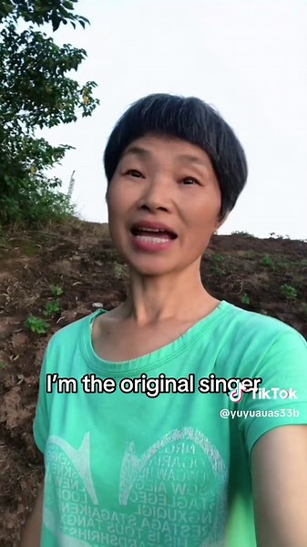 Someone has been repeatedly stealing my original audio for lip-sync videos and falsely claiming they are the singer. Their actions have caused public confusion, misleading the public into believing they are the original performer. This constitutes serious copyright infringement. Please help report this content to safeguard my legal rights, thank you.
