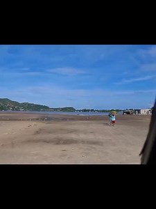 HAKMAN ALIN NAIN RUA ..... share halo barak 🙏🏿 imajina deit ho idade nunee,Ema boot Sira Nia oan sira pxx iha nebe? Timor Plaza halimar iha kids zone,Han burger ,hemu cola Kona AC malirin los ka Lae? Ita hafahe an,harii muru hodi klasifika Ita Nia sosiedade 😭 ..... Klaru Hau laiha direitu atu julga Tamba nee uza Sira rasik nia osan ,maibe labele uza labarik Sira nee Nia terus iha programa Ida hodi previlejia no Sira nafatin sofre ba asaun no prgrama Sira nee. ... Alin nain Rua tutur Modo husi