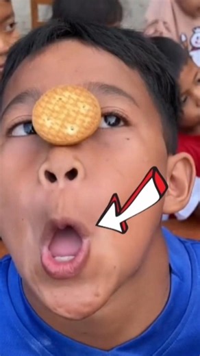 Biscuit Under a Microscope! 🔬🍪 #shorts #viral #facts #shortsfeed #microscope