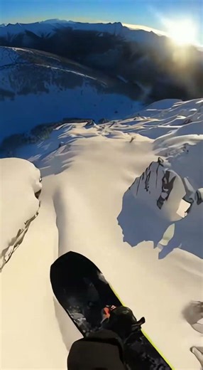 POV: Extreme Snowboard Mountain Drop 😱🏂 | Ultra Realistic 4K #Shorts #POV #Snowboarding