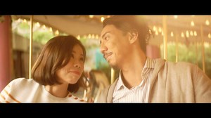 【即日熱情上映！繼聰BB帶你史詩式重拾生活熱誠😍】 👩：BB，我哋以前唔係咁㗎... 👨：你想講咩嘢呀？我都好痛苦㗎！ 疫情將無數情侶嘅Planning都打亂晒，不過，繼聰BB終於諗到點樣打破困局，盡情享受生活，立即去片睇睇！ 如果畀你揀，你會同繼聰BB去Staycation，抑或去主題公園玩返日？想全部都要，咁就要參加「FWD MAX呈獻：全城盡情賞」 https://bit.ly/3BrjX9P ，會送出超過50,000份獎品包括：🎁香港半島酒店總統套房Staycation連直升機空中遨遊體驗、🎁Klook HK$1,000禮品卡、🎁香港海洋公園成人標準入場門票2張等等。即使本身唔係FWD客戶都可以免費登記參加，現有人壽客戶仲可以額外多20次抽獎機會，有咩理由唔參加😝？ 「全城盡情賞」詳情：https://bit.ly/3BrjX9P *參加者要喺8月31號或之前注射至少1針新冠病毒疫苗，同登記成為FWD MAX會員參加抽獎 #FWD #富衛 #FWDMAX #敢至係人生 #CelebrateLiving #全城盡情賞 #大抽獎 #半島酒店 #Staycation （