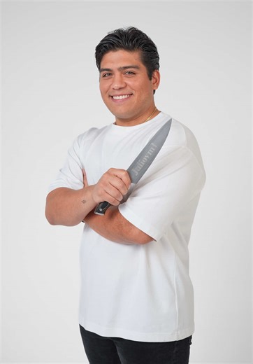 !Estamos listos! Amonoooos pa dentro @MasterChef México 🤠🔪 #JULIOPADENTRO