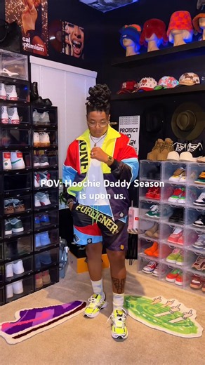 POV: Hoochie Daddy Season is upon us.😅💅🏽#wlw #fyp #ootd #shorts #hoochiedaddy #outfit #streetwear