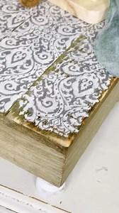 299K views · 5.4K reactions | This oldie but goodie is so EASY! A great variation for this one is to flip it over for more of a tray look! Either way, it's super stylish & fun to create! | Hammons Nest | Facebook