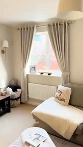 Stylish made-to-measure Venetian blinds—wipe-clean practical faux wood choices. Easy adjustment for privicy and light control — ideal for kitchens, bathrooms & more! | 1 Click Blinds