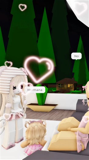 Familia de 5 Hermanas En BROOKHAVEN Baby Anitta ME intenta sacar De La FamiliA 😳😚👧🏻 #roblox