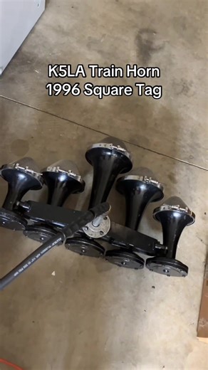 Powerful K5LA Train Horn Sound Experience