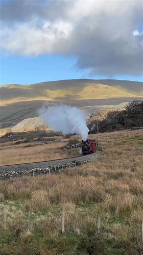 82K views · 3.1K reactions | The beautiful Welsh Highland Railway yesterday. Palmerston rounds the curves at the foot of Snowdon near Rhyd Ddu. | SiCol Transport Publishing | Facebook