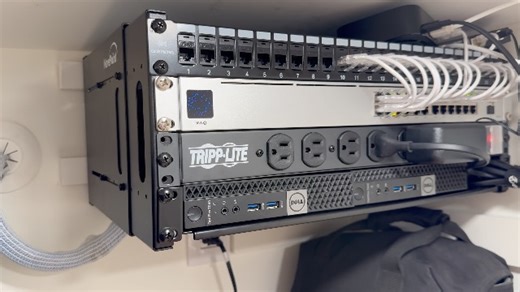 Watch The Best 4U Network Rack on Amazon Live