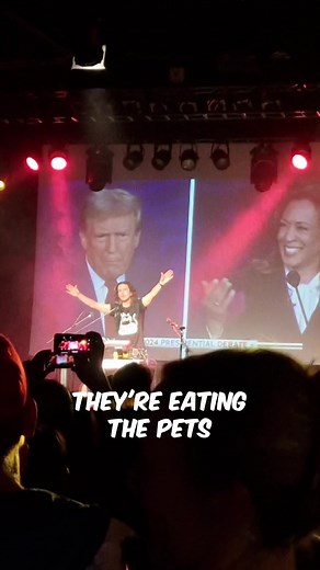Live Performance: 'Eating the Cats' in Cologne, Germany 🐱