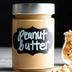 2.6K views | Homemade Peanut Butter Recipe ---> https://joyfoodsunshine.com/homemade-peanut-butter-recipe/ Making your own homemade peanut butter is so easy! It only takes 2 ingredients and 5 minutes to make this peanut butter recipe, and it’s so creamy and delicious you’ll never want to buy store-bought varieties again! Follow our our step-by-step photos and video to learn how to make peanut butter in both a blender and a food processor! | Joyfoodsunshine | Facebook