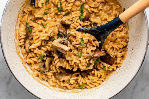 Vegan Mushroom Stroganoff (One Pot) - From My Bowl