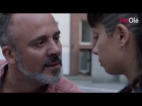 Javier Gutiérrez y Anna Castillo en 'El olivo' (Icíar Bollaín, 2016)