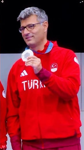 Olympic The Turkish Assassin :One hand in his pocket,Five shots All bullseyes #olympic #sports#shoot
