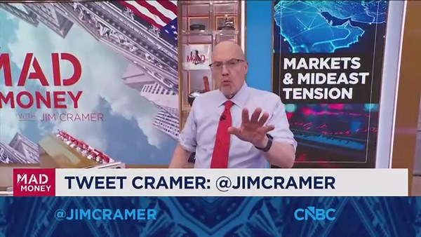 We are in a critical market moment here, says Jim Cramer