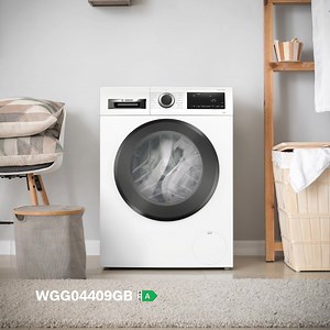Our Series 4 washing machine is a huge hit! Features such as the Eco Silence Drive™, and Speed Perfect have been picked out as great benefits, giving more than one reason for the 5★ reviews! Model shown: WGG04409GB | Bosch Home