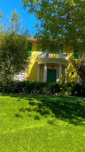 The Southern Colonial Style Home in LA