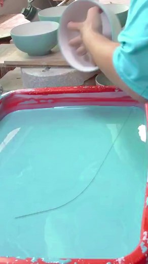 Bone China tableware production factory. Many styles, low price, very good quality. Styles can be customized. Support global shipping. If you are interested, please contact me! #bonechina #bonechina #BoneChinaPorcelain #BoneChinaDishes #BoneChinaCollection #ExquisiteBoneChina #FineBoneChina #BeautifulBoneChina #tableware #catering #highendporcelain #porcelain #foryoupage #fry #recommendedgoodies #diy #dmoversea #atldtiktok