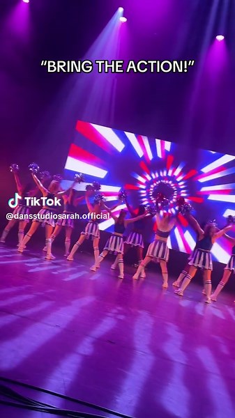 Cheerdance Highlights: Pregnant Dream Team Performance