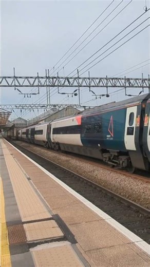 the Avanti west coast class 390 at crewe station