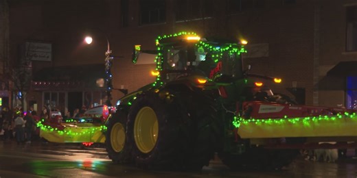 Marshfield kicks off the festive season with annual holiday parade downtown