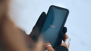 Programme du jour : télécharger Yuge l’application mobile du domaine skiable Paradiski et monter au sommet l’Aiguille Rouge à plus de 3200 mètres d’altitude 👌✅ 📍Paradiski | Paradiski