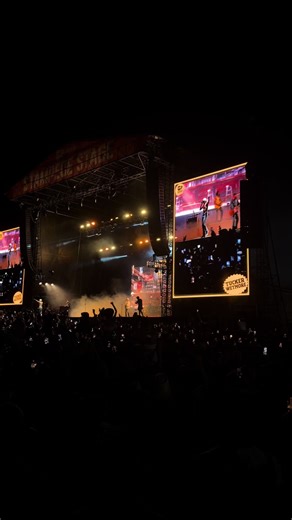 Still not over what I just witnessed at @Official CMC Rocks 🎤⚡ @Tuck absolutely owned that stage #CMCRocks #LiveMusic #CountryVibes #BestPerformer