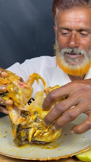 Spicy Big Fish Head Eating #Viral #Tranding #Reels #EatingShow #Mukbang #fishhead | EatsZone